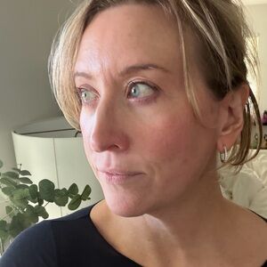 Meet your Posher, Dana